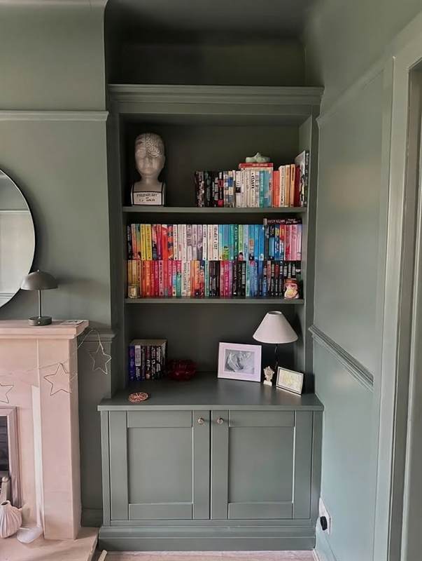 Alcove cabinet sprayed in green smoke by Farrow and Ball
